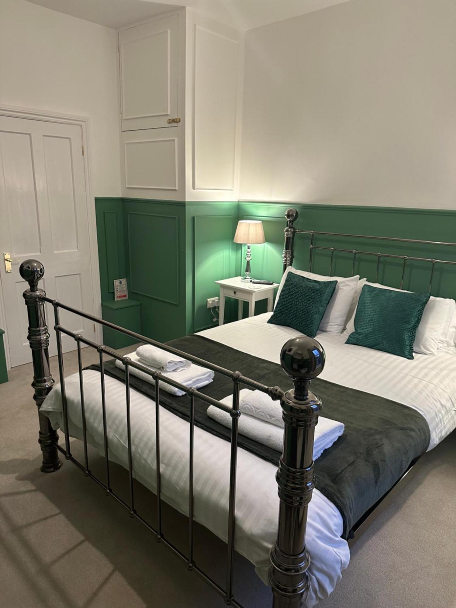 Waverley Inn ニューポート エクステリア 写真