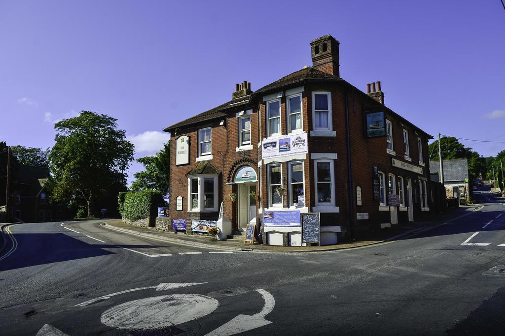 Waverley Inn ニューポート エクステリア 写真